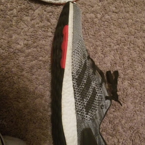 Adidas - Picture 2 of 3